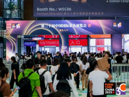 Luoyang Steel Art Supply Chain Management Co., Ltd. showcased its steel furniture collection at the Shanghai International Furniture Fair, showcasing its factory's intelligent manufacturing capabilities.